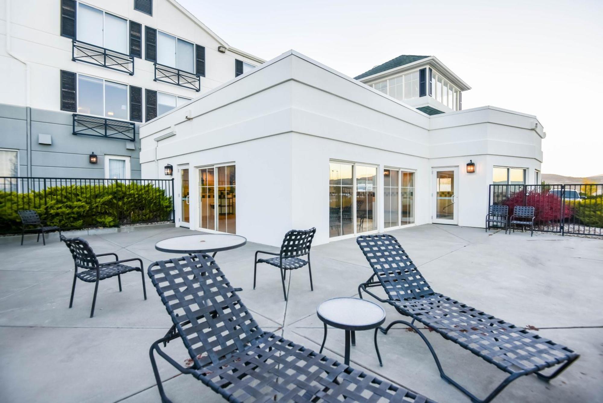 Shutters Hotel Елко Екстер'єр фото